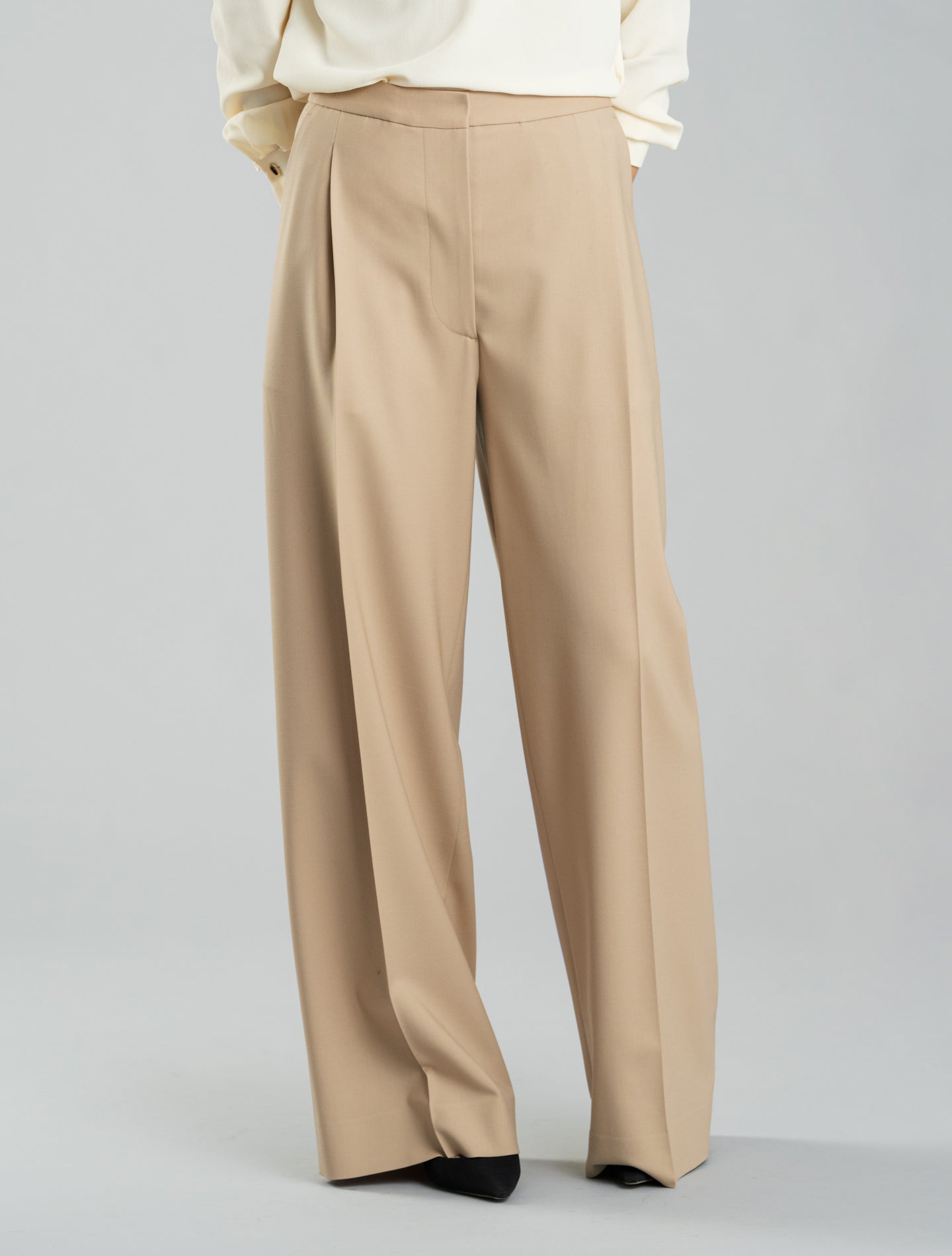 Wide Fit Wool Twill Trousers Beige Lardini Trousers IT 38