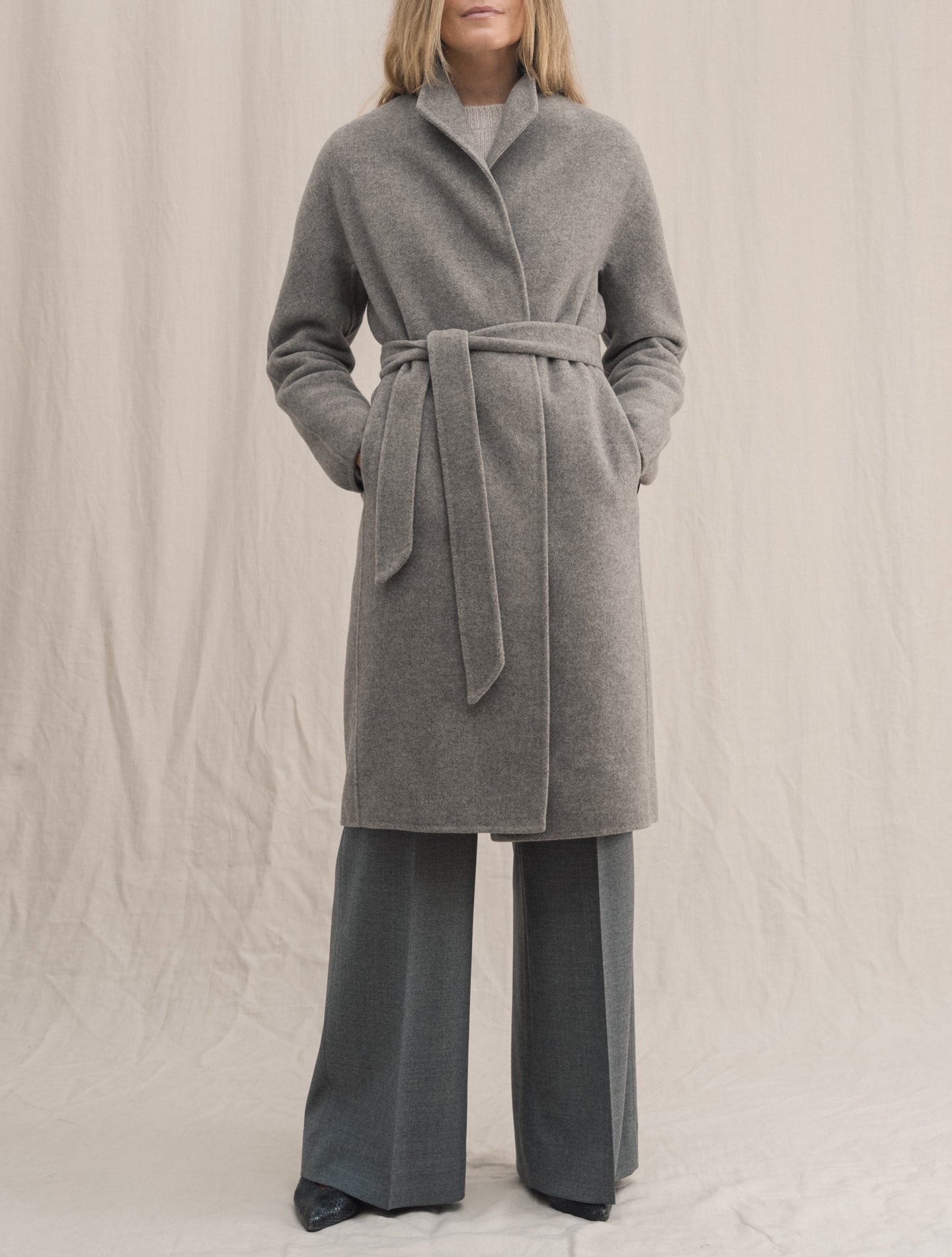 Wool Cashmere Belted Coat Light Grey | Gabucci