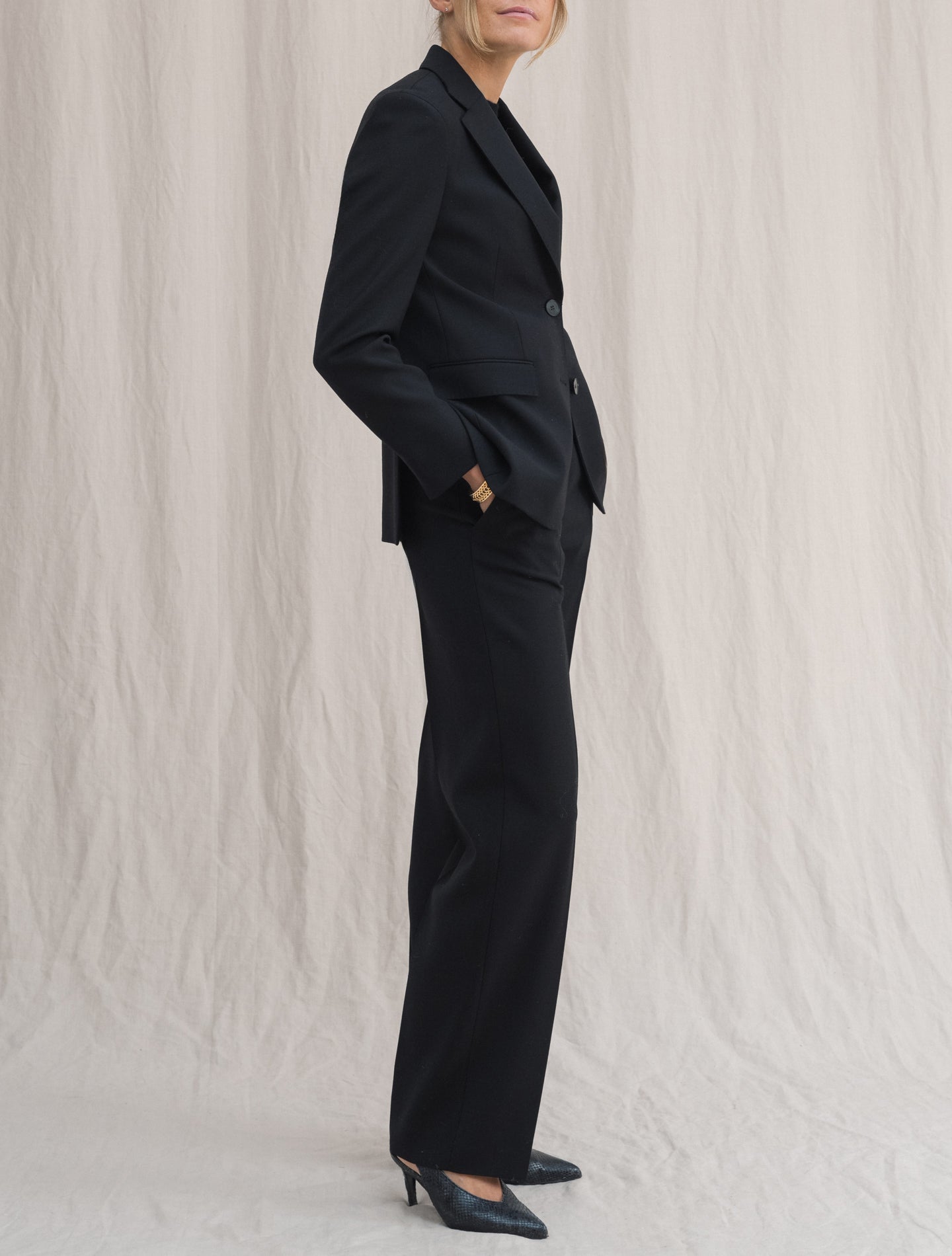 Wool Twill High-rise Trousers Black | Gabucci