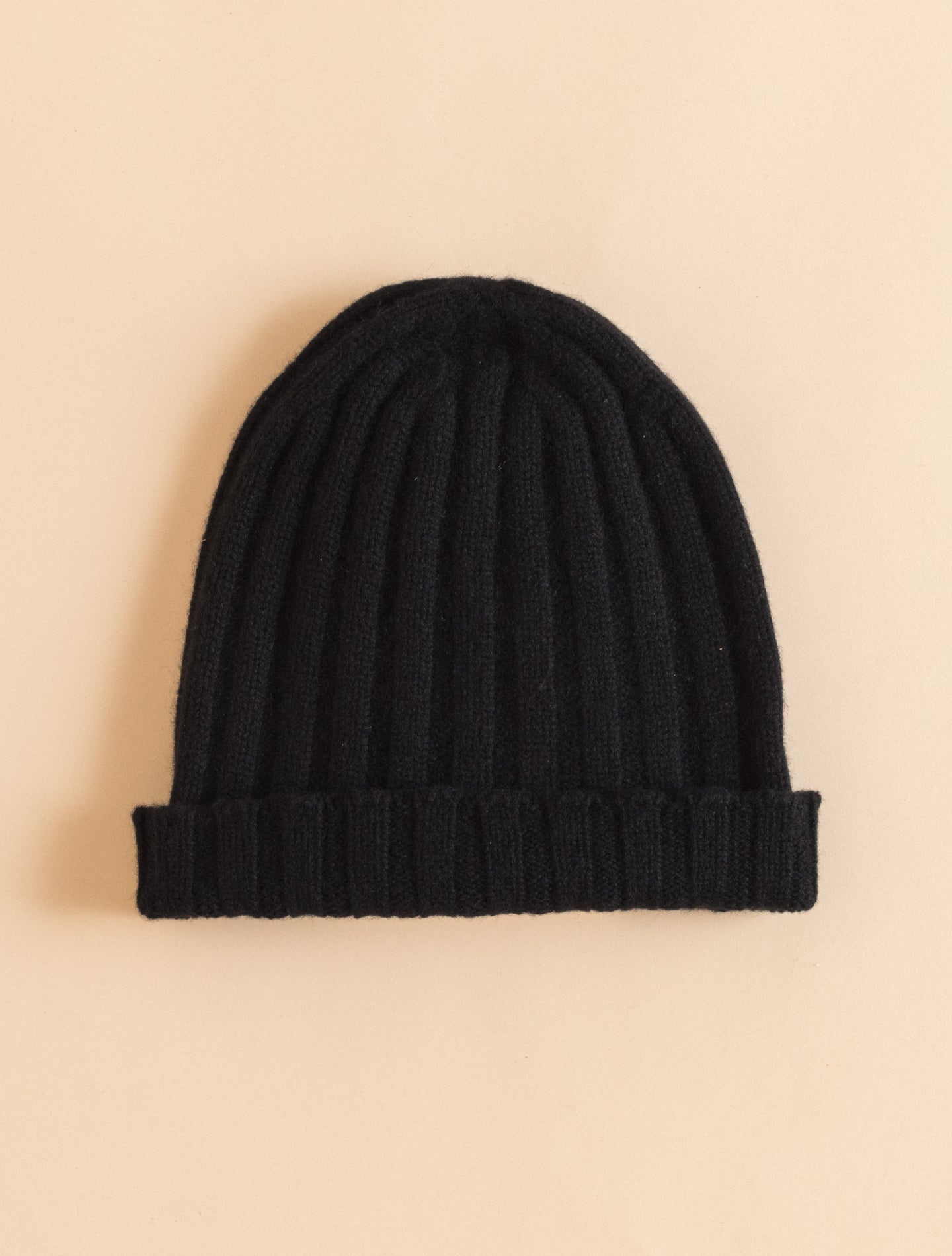 Black Cashmere Ribb Beanie | Gabucci