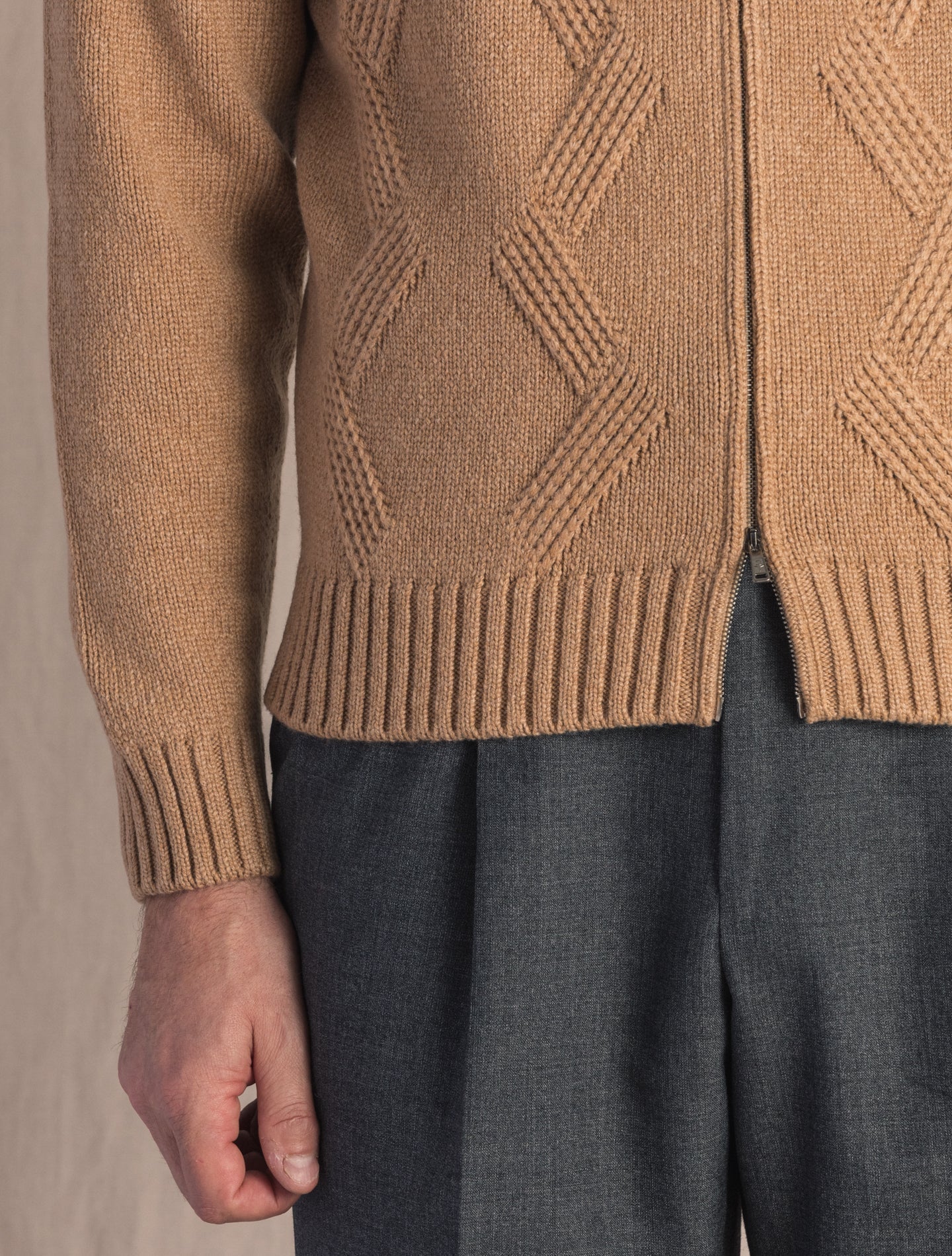 Camel Cashmere Knitted Bomber | Gabucci