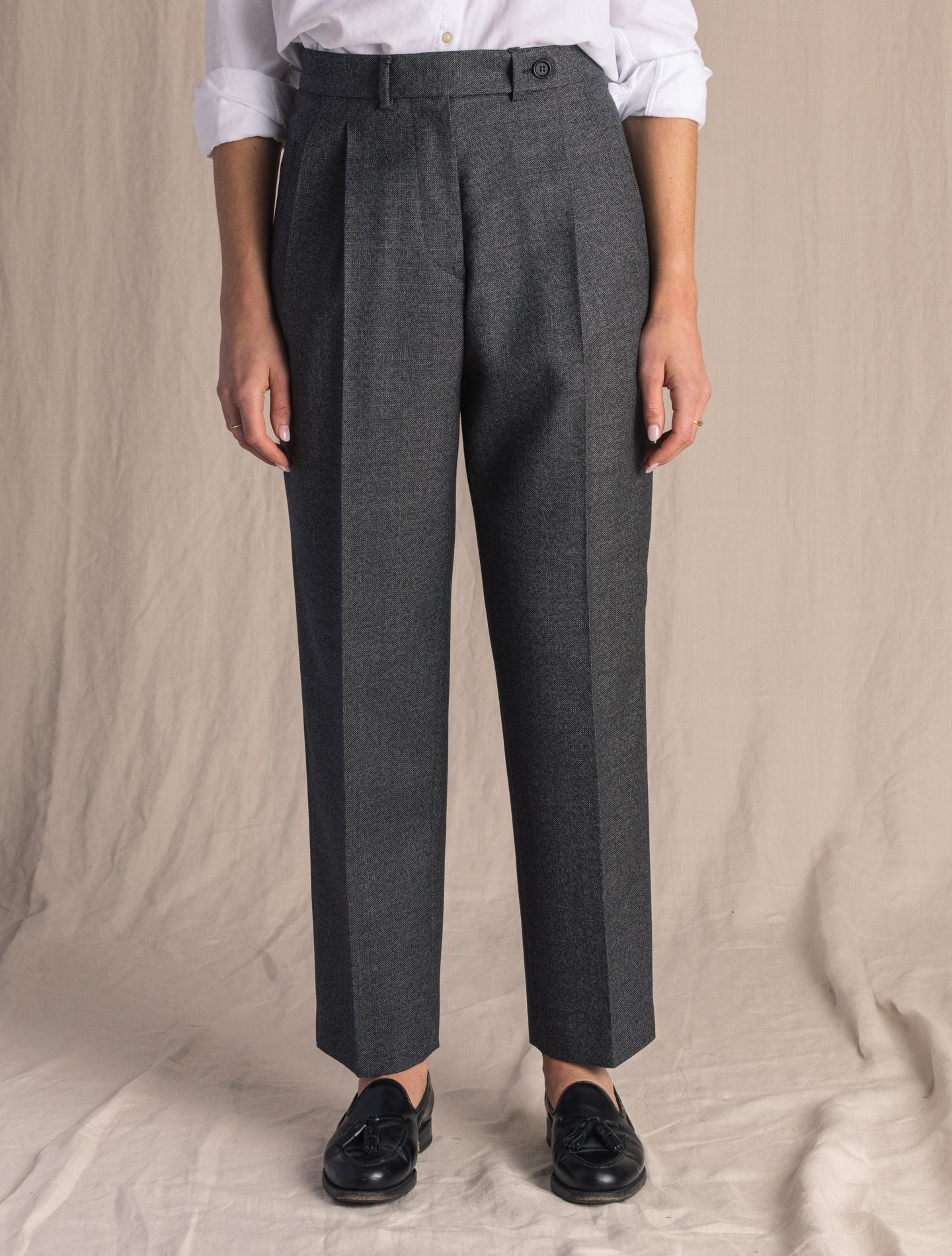 Charcoal Pleated Wool Trouser | Gabucci