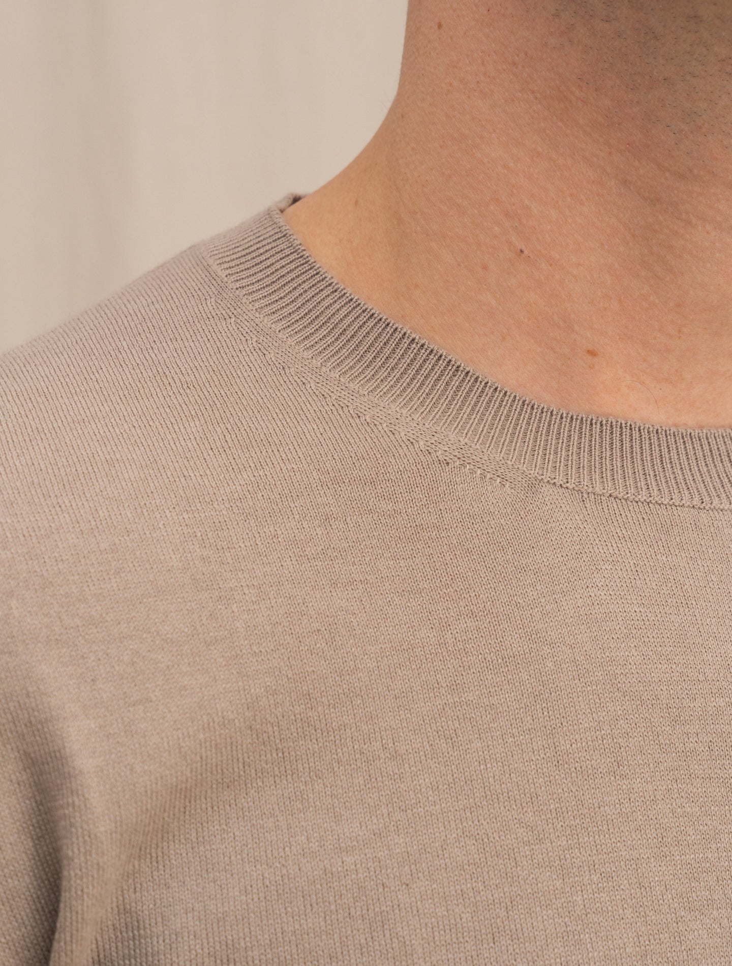Cotton Cashmere Knitted T-Shirt Beige Gabucci T-shirts 48