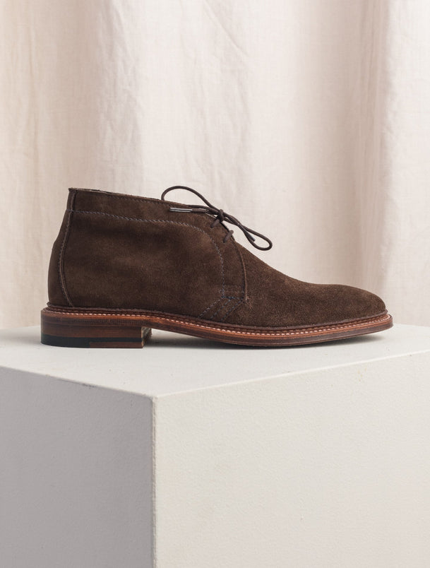 Alden unlined hotsell suede chukka