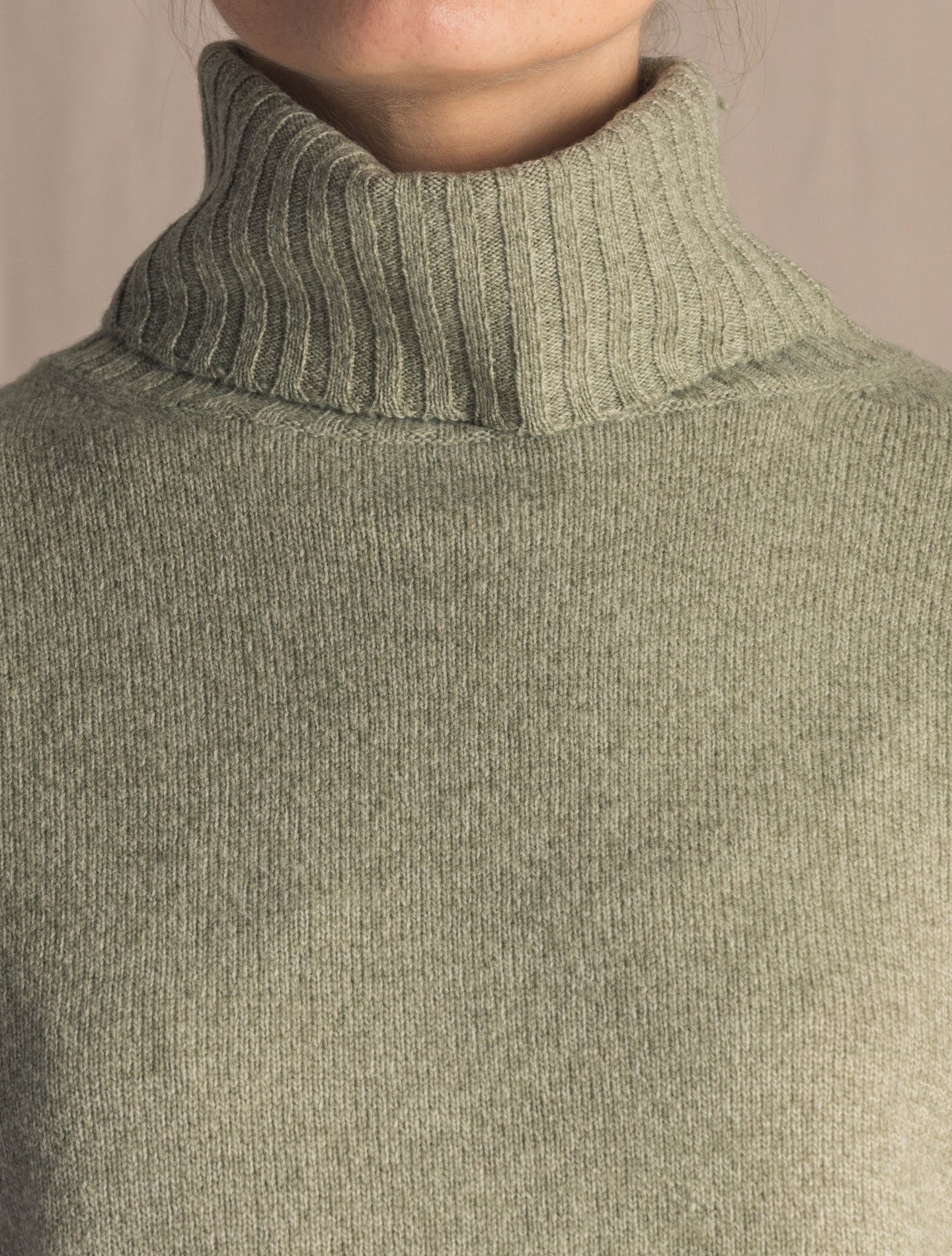 Green Wool Rollneck | Gabucci