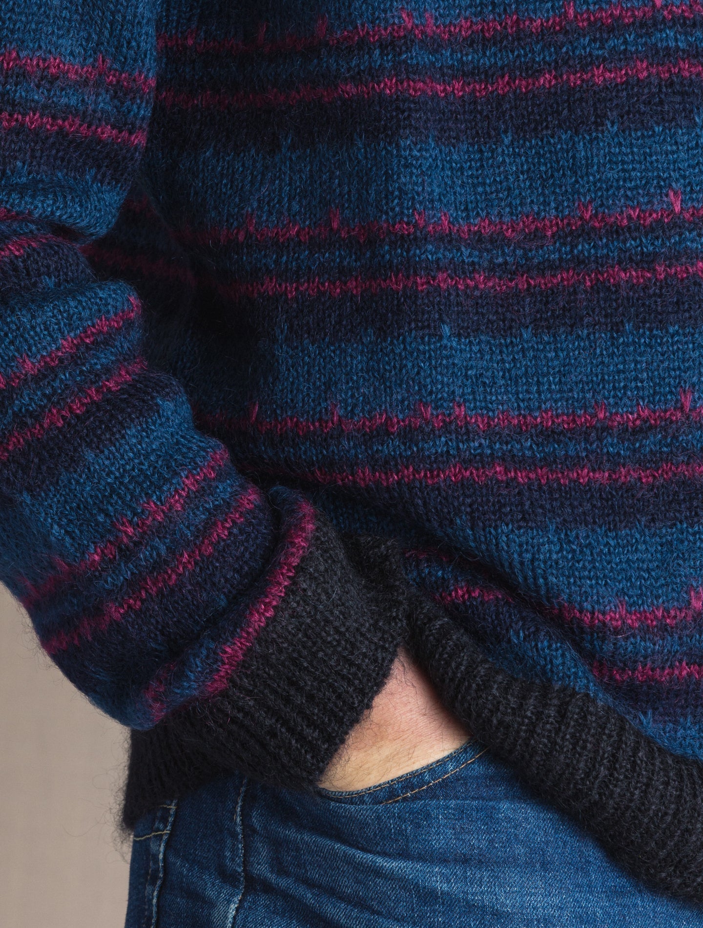 Navy striped Wool Silk Sweater | Gabucci