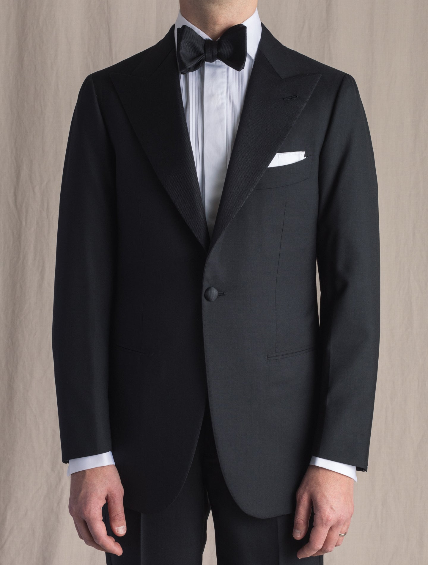 Single Breasted Tuxedo Black Cesare Attolini Suits 46